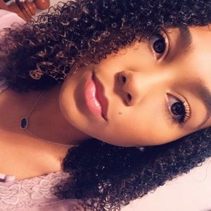 Meet your Posher, Kaylee